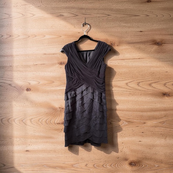 Adrianna Papell Dresses & Skirts - Adrianna Papell Charcoal Ruching & Tiered Midi Dress